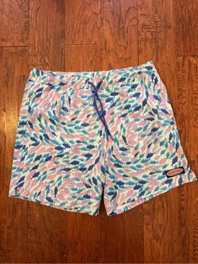 Vineyard Vines Swim Trunks Shorts Mens Fish Print
